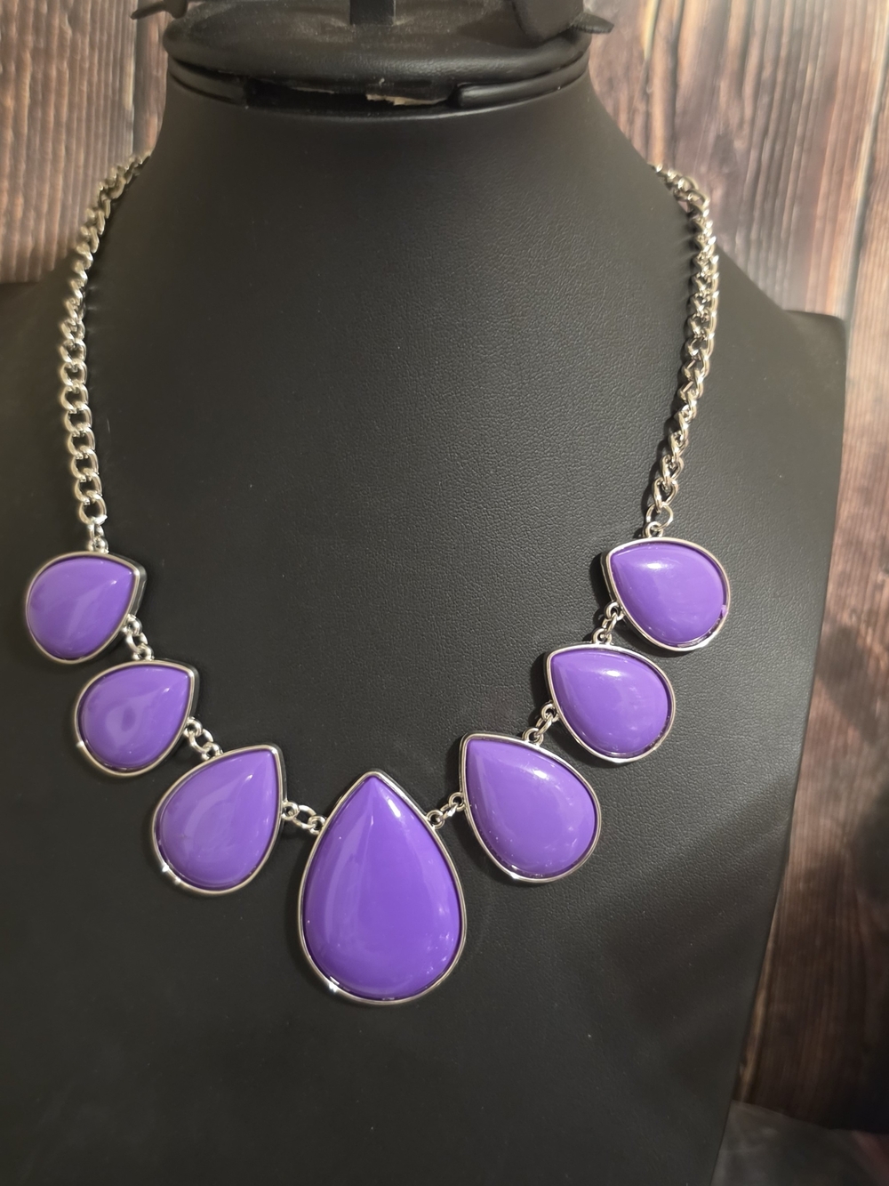 Purple Teardrop Statement Necklace - Paparazzi